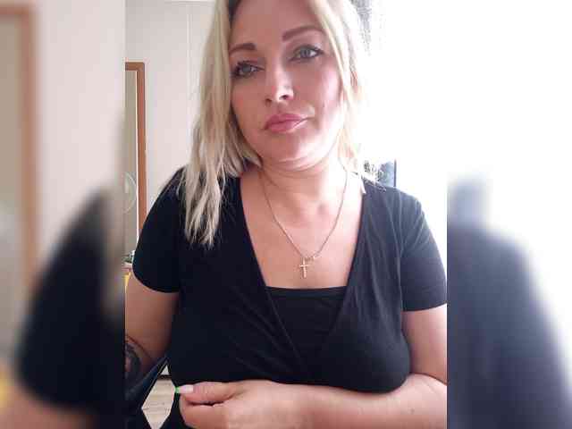Tanysha-1 webcam