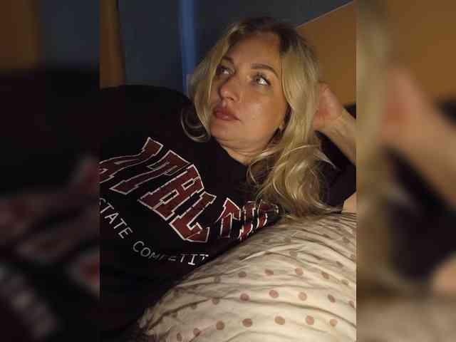 Tanysha-1 webcam
