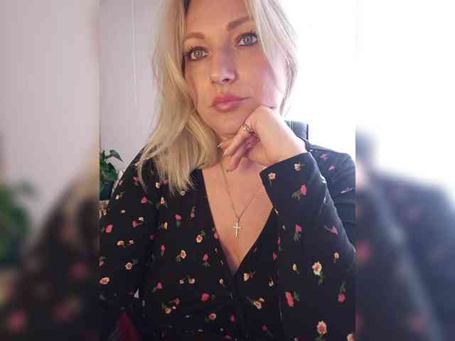 Tanysha-1 webcam