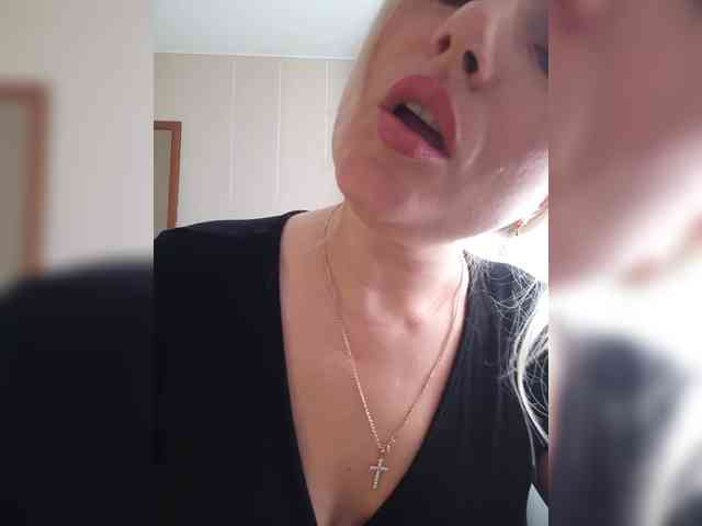 Tanysha-1 webcam