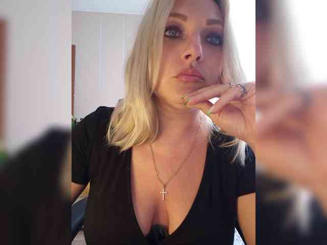 Tanysha-1 webcam