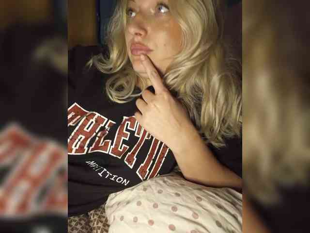 Tanysha-1 webcam