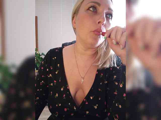 Tanysha-1 webcam