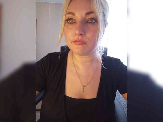 Tanysha-1 webcam