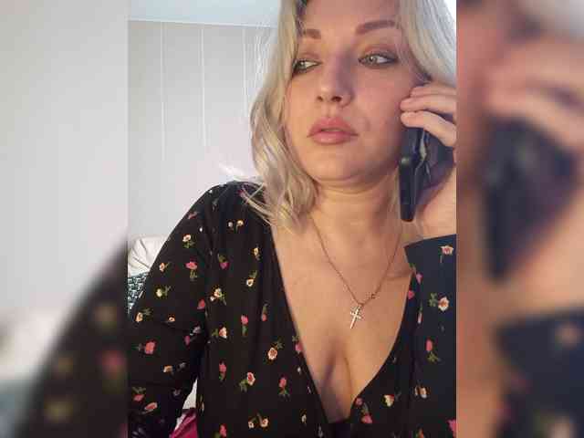 Tanysha-1 Live Webcam on BongaCams