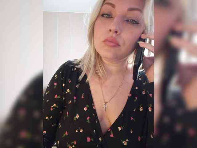 Tanysha-1 webcam