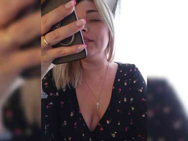 Tanysha-1 webcam