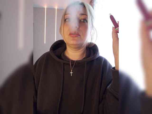 Tanysha-1 webcam