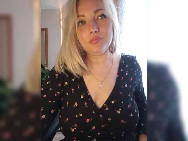 Tanysha-1 webcam