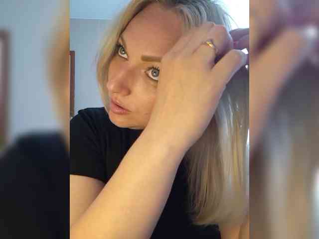 Tanysha-1 webcam