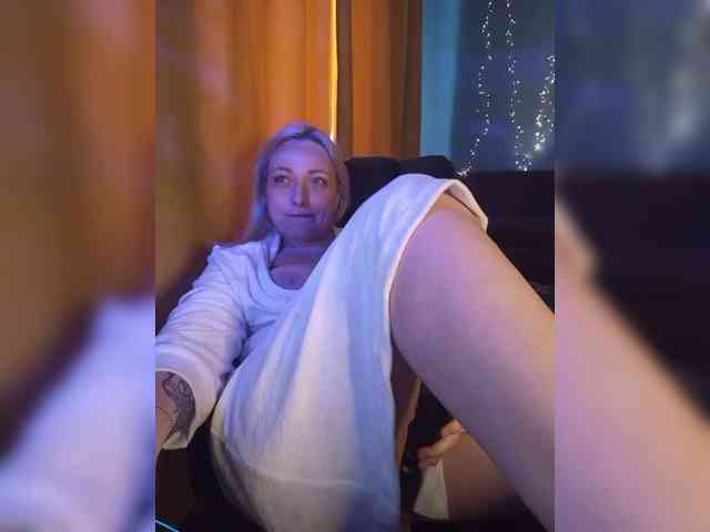 Tanysha-1 Live Webcam on BongaCams