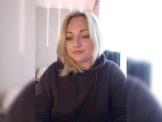 Tanysha-1's webcam live show
