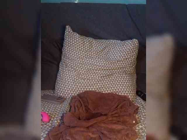 Tanysha-1 Live Webcam on BongaCams