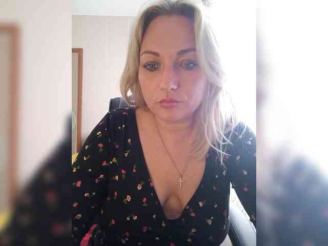 Tanysha-1 webcam