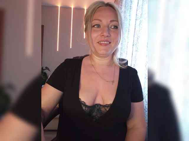 Tanysha-1 webcam