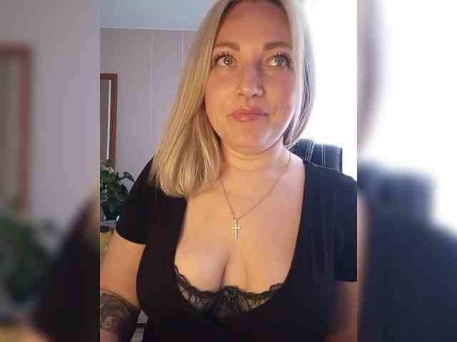 Tanysha-1 webcam