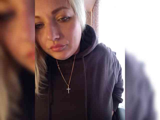 Tanysha-1 Live Webcam on BongaCams