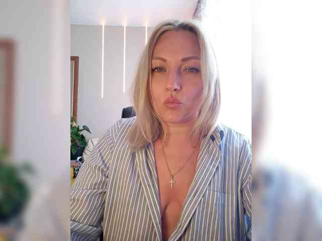 Tanysha-1 webcam