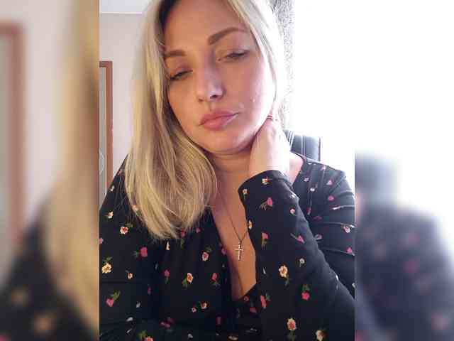 Tanysha-1 webcam
