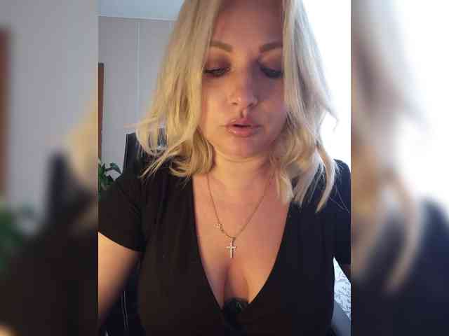 Tanysha-1 webcam