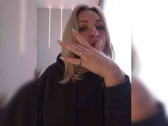 Tanysha-1 webcam