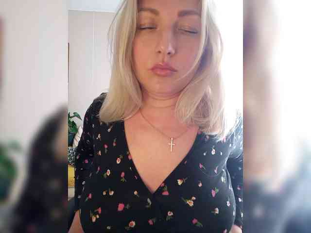Tanysha-1 webcam