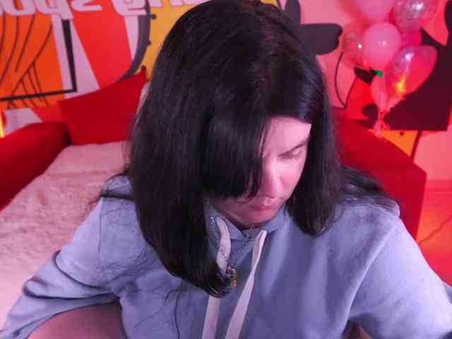 LittleShyy Live Webcam on BongaCams