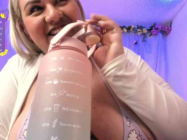 sweetbambi-23 webcam