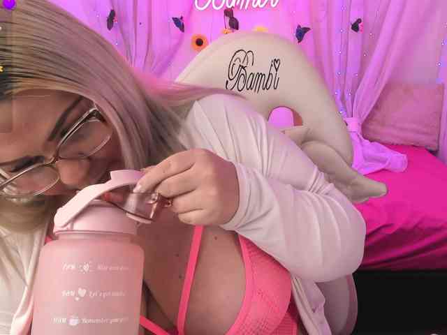 sweetbambi-23 webcam