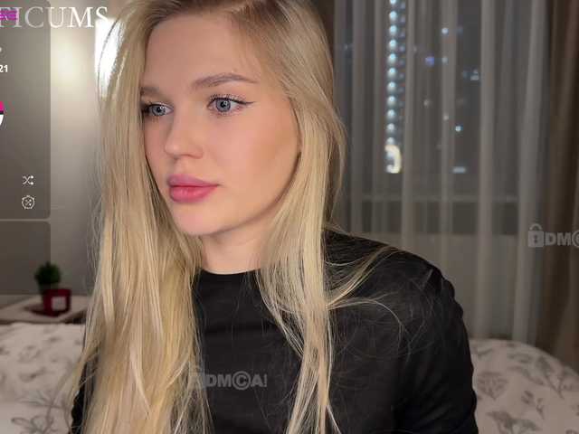 SOFICUMS's BongaCams show and profile