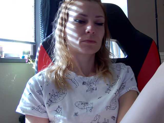 karo131324's BongaCams show and profile