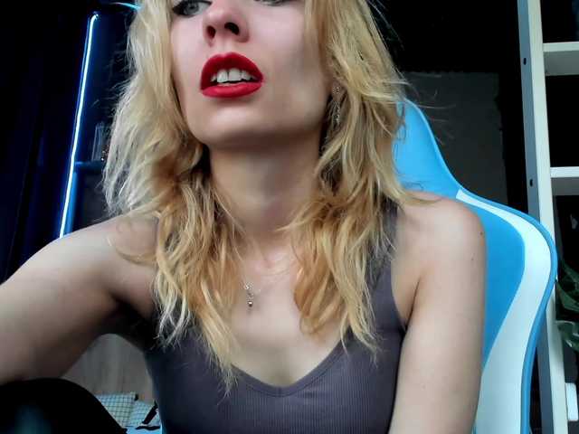 karo131324's BongaCams show and profile