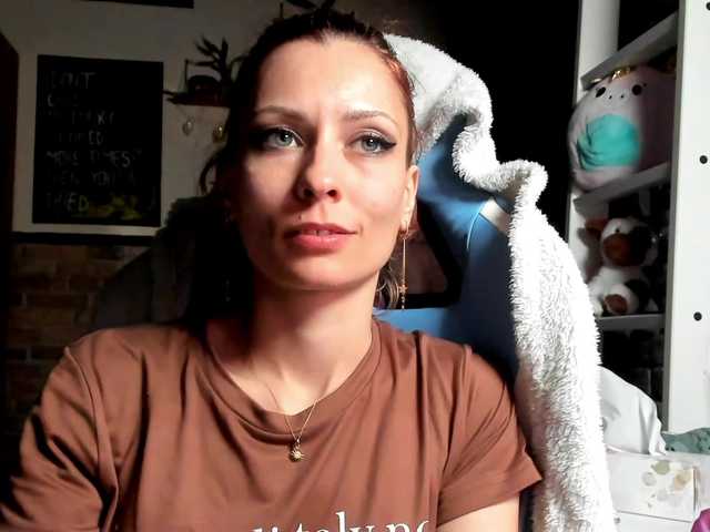 karo131324's BongaCams show and profile