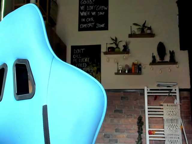 karo131324's BongaCams show and profile