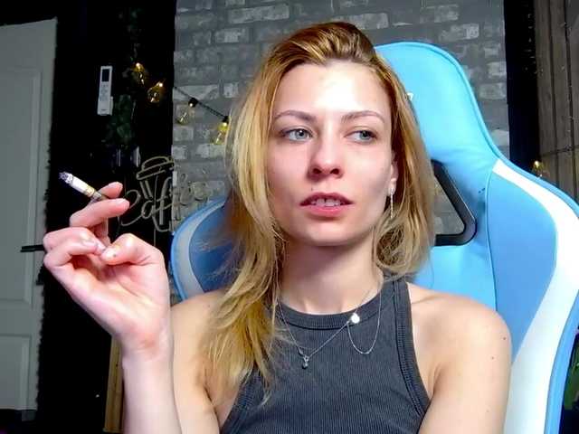 karo131324's BongaCams show and profile