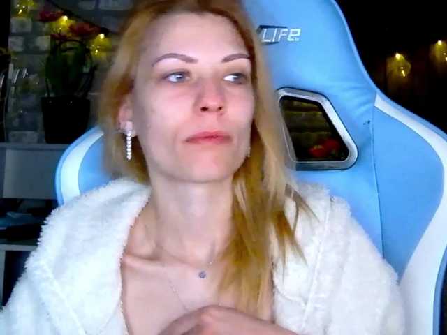 karo131324's BongaCams show and profile