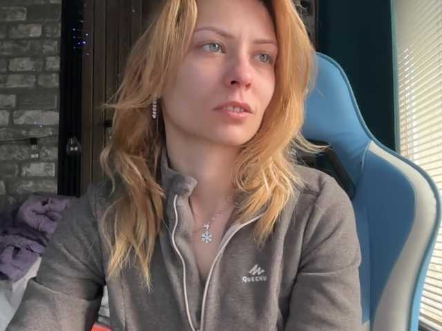 karo131324's BongaCams show and profile