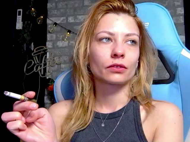 karo131324's BongaCams show and profile