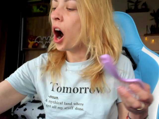 karo131324's BongaCams show and profile