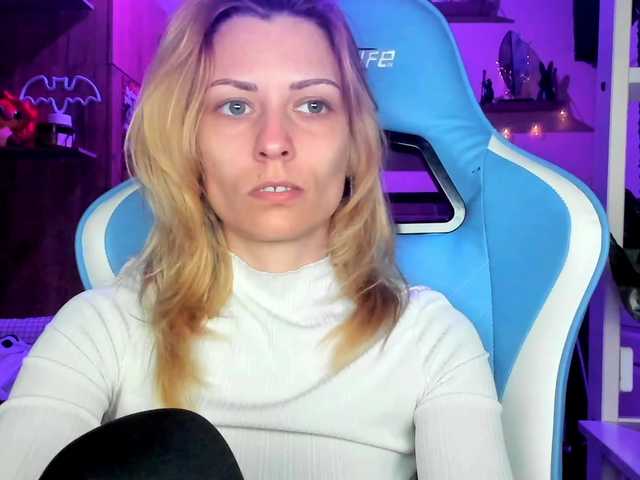 karo131324's BongaCams show and profile