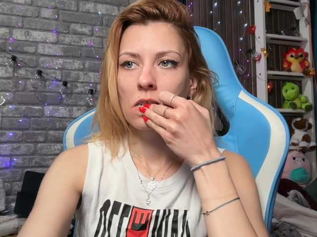 karo131324's BongaCams show and profile