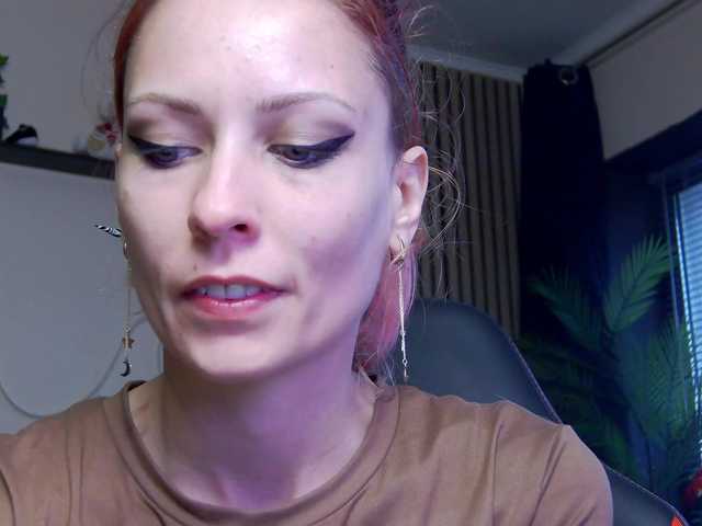 karo131324's BongaCams show and profile