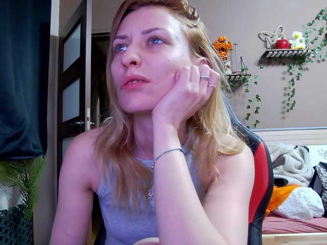 karo131324's BongaCams show and profile