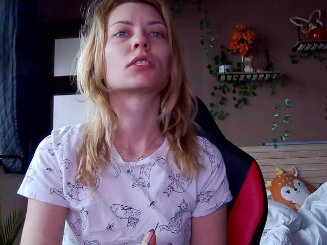 karo131324's BongaCams show and profile