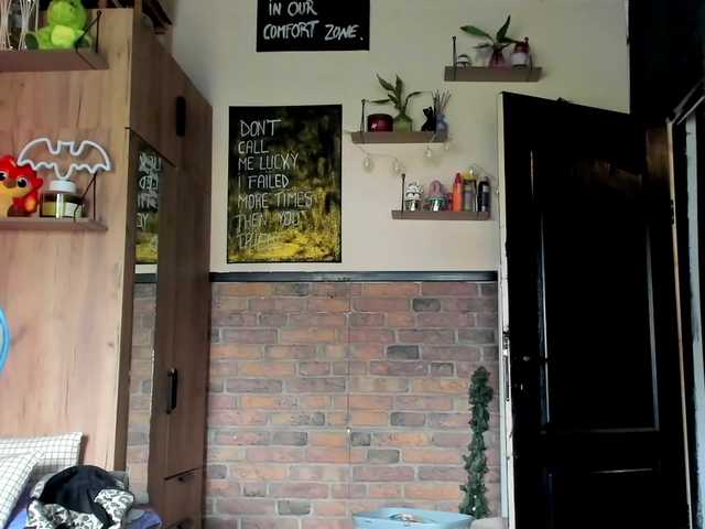 karo131324's BongaCams show and profile