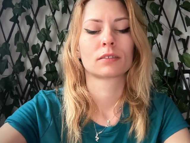 karo131324's BongaCams show and profile