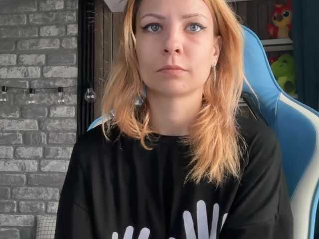 karo131324's BongaCams show and profile