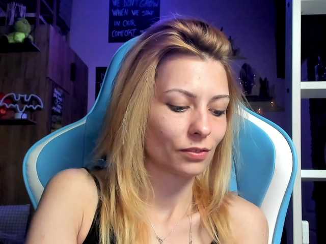 karo131324's BongaCams show and profile