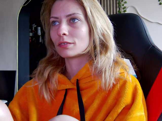 karo131324's BongaCams show and profile