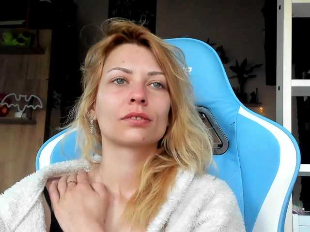 karo131324's BongaCams show and profile